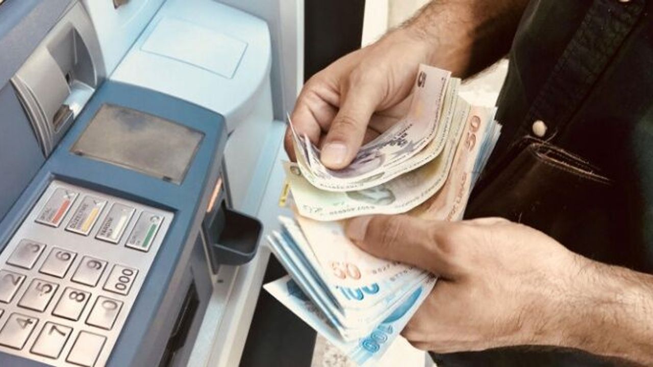 Sosyal güvenlik uzmanı EYT ile ilgili önemli formülleri açıkladı!