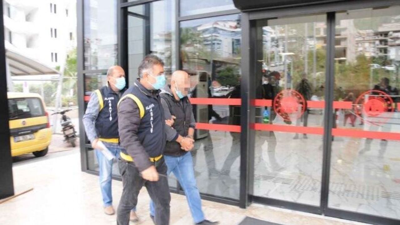Alanya'da havaya ateş edip kaçan şahıs yakalandı