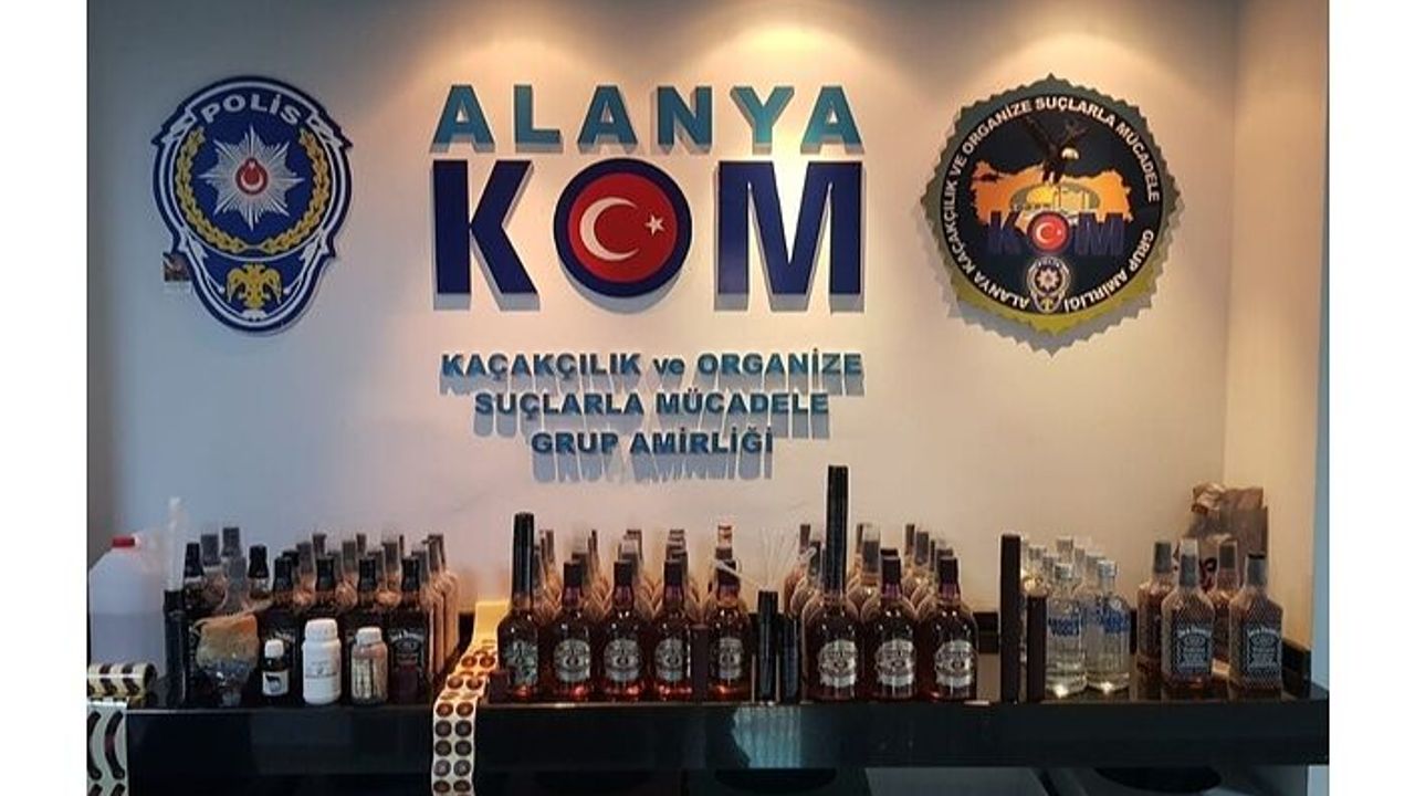 Alanya’da polisten kaçak içki operasyonu!