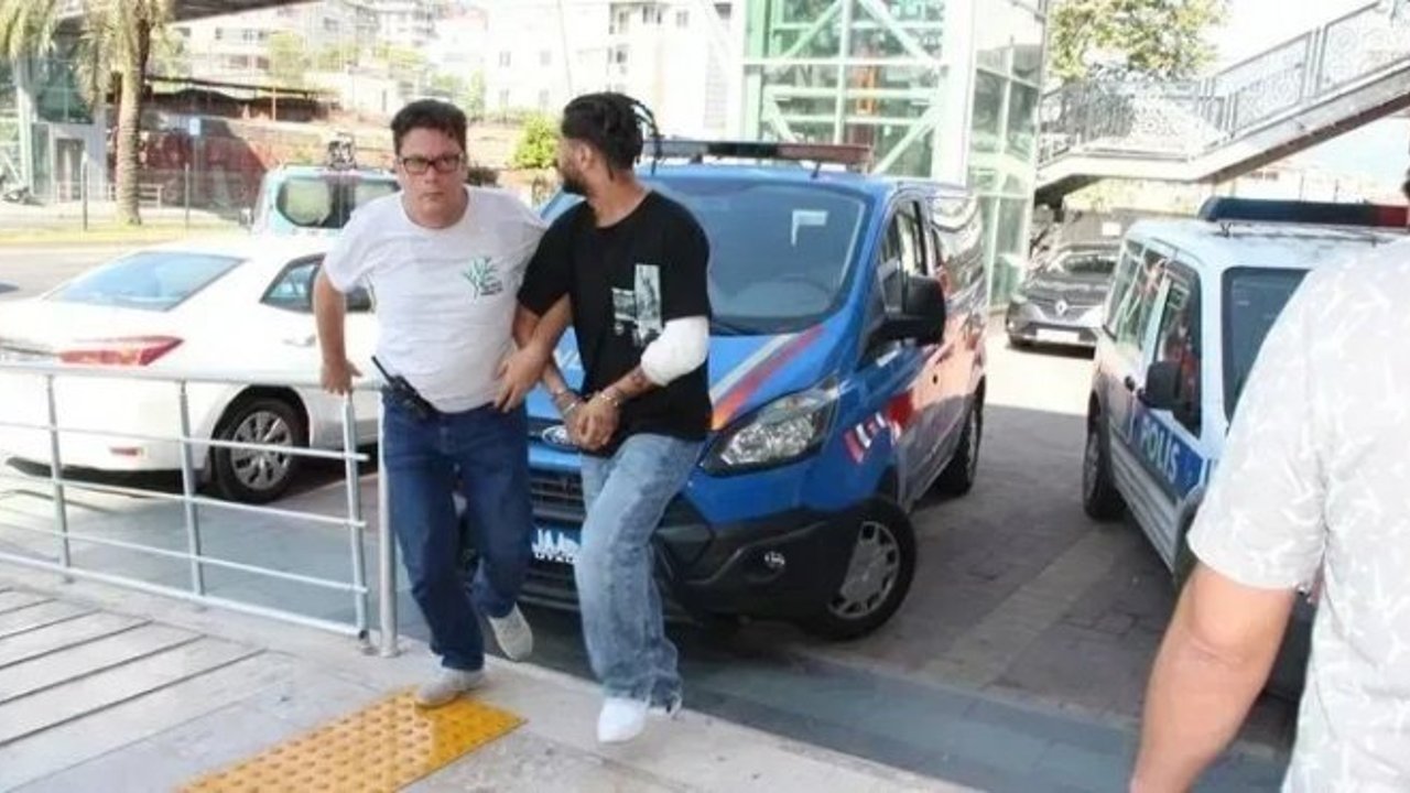 Alanya’da ağır yaralanan barmen hayatını kaybetti!