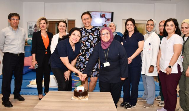 ALKÜ Hastanesi’nde Ebeler Haftası kutlandı