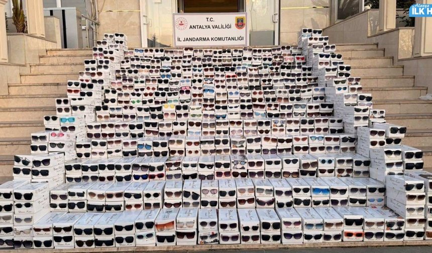 Alanya’da 20 milyonluk kaçak gözlük operasyonu